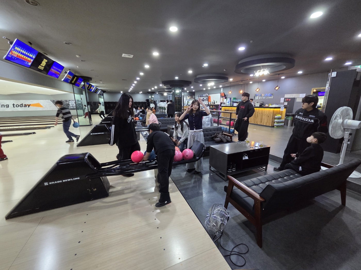 볼링장 방문 (2026년 2월 9일 )