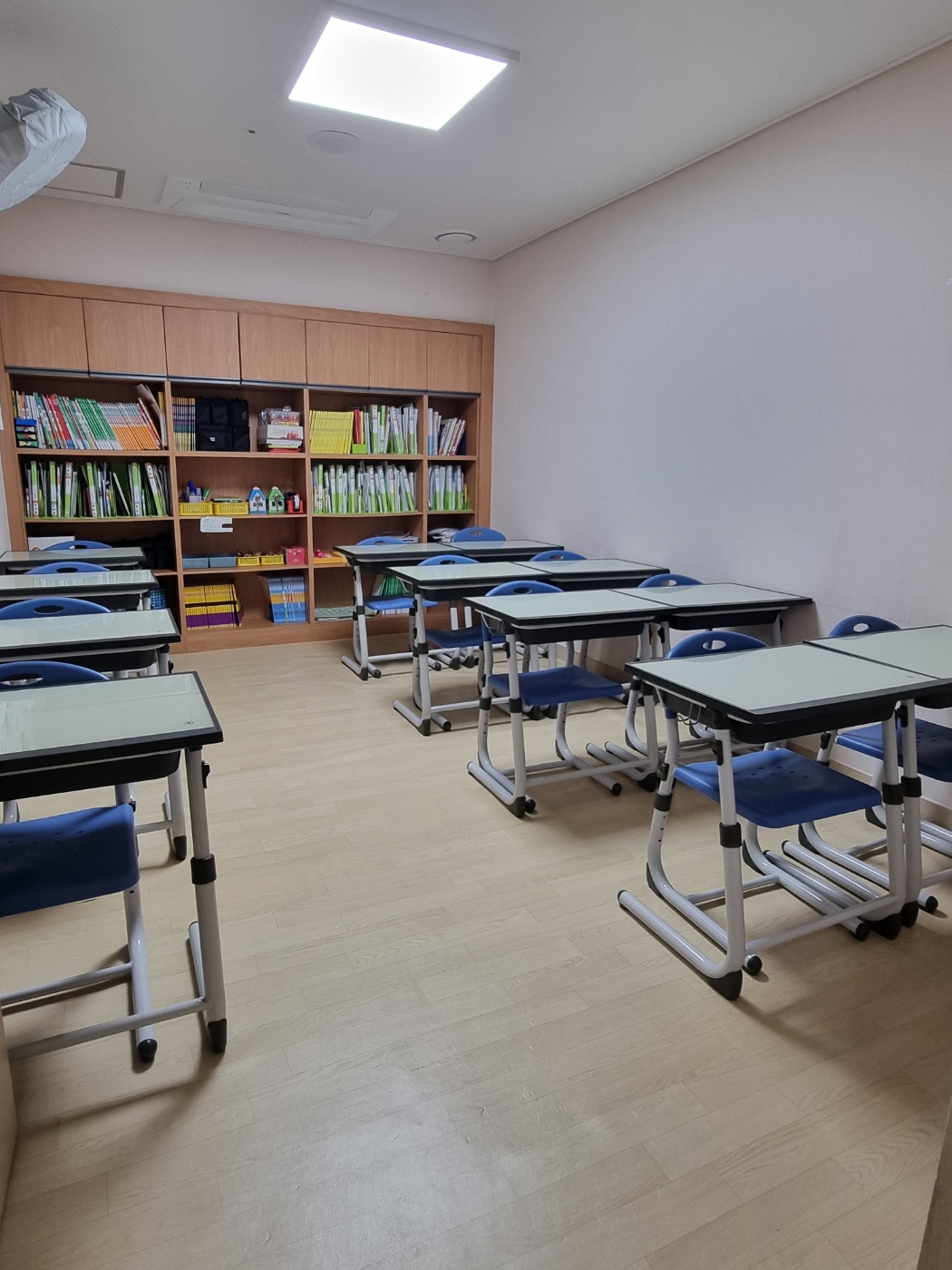 5번째 이미지:센터 전경5