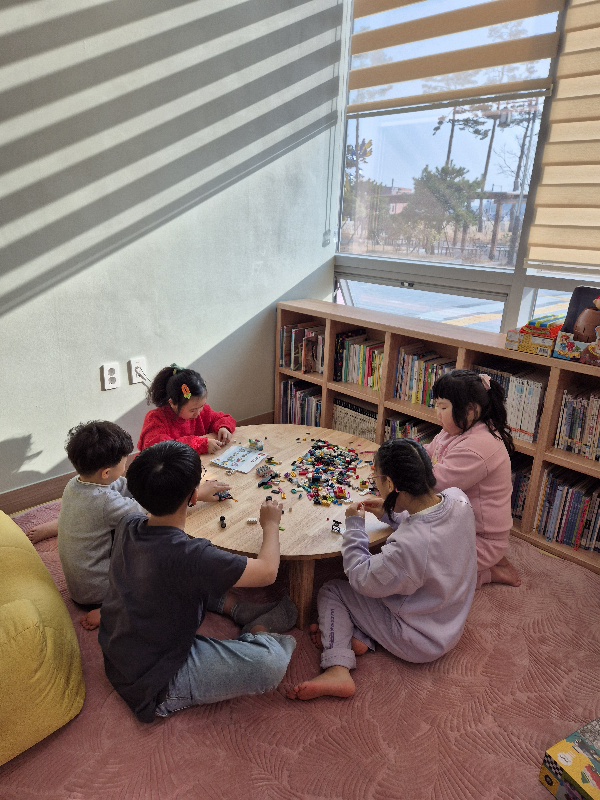 3번째 이미지:서천 아이온뜰 현관사진3